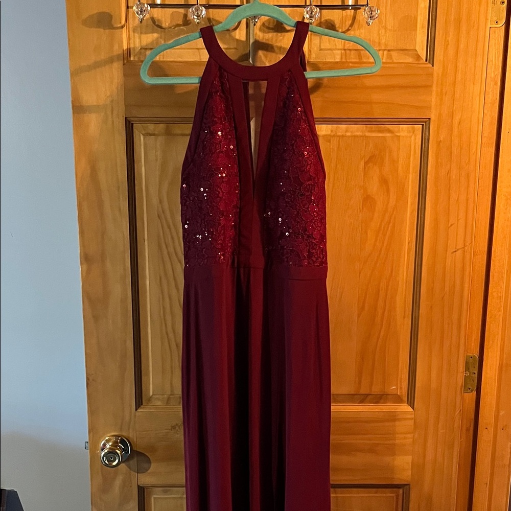Chic Backless Burgundy Sequin Dress